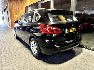 BMW 2 Serie BMW 2-serie Active Tourer 218i zwart - afbeelding nr 3