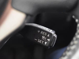 Lexus IS Lexus IS 300h Luxury Line | Mark Levinson | Schuifdak | Stoelkoeling - afbeelding nr 24
