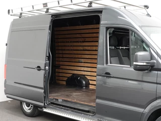 Volkswagen Crafter Volkswagen Crafter 30 2.0 TDI L3H3 Highline Trekhaak Apple Carplay Navigatie Cruise Control Camera MF Stuurwiel imperiaal + Trap - afbeelding nr 10
