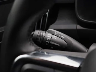Volvo XC40 Volvo XC40 Recharge Core | Navigatie | Climate Control | Camera | LED Verlichting - afbeelding nr 25