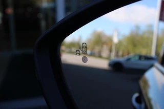 Peugeot 2008 Peugeot 2008 1.2 130PK AUTOMAAT GT PACK | ELEKTRISCH BEDIENBARE BESTUURDERSSTOEL | NAVIGATIE | FULL LED KOPLAMPEN | DRAADLOZE APPLE CARPLAY/ANDROID AUTO | ADAPTIVE CRUISE CONTROL | CAMERA VOOR + ACHTER | CLIMATE CONTROL | LICHTMETALEN VELGEN 17