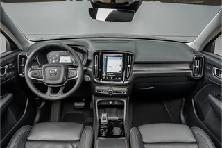Volvo XC40 Volvo XC40 1.5 T5 Recharge Ultimate Bright Pano Leder H/K Memory Seats - afbeelding nr 2