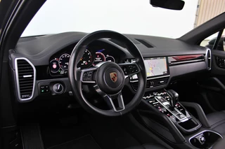 Porsche Cayenne Porsche Cayenne 3.0 BTW | Pano | 22 inch | Bose | Camera | Softclose - afbeelding nr 11