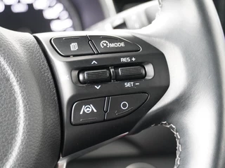 Kia Stonic - Navigatie - Camera - Climate control - Privacy glass - Keyless entry - Fabrieksgarantie tot 05-2029 - afbeelding nr 26