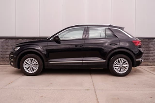 Volkswagen T-Roc Volkswagen T-Roc 1.5 TSI Sport | LED | Trekhaak | Carplay | Camera | PDC - afbeelding nr 6