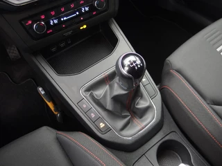 SEAT Ibiza SEAT Ibiza 1.0 TSI 116PK FR Business Intense BEATS AUDIO / CAMERA / CARPLAY / NAVI / CLIMA / PDC / BLUETOOTH / ACC / NL-AUTO - afbeelding nr 30