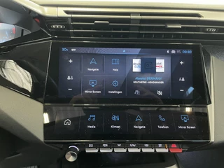 Peugeot 408 Peugeot 408 1.2 PureTech Allure Pack 130 Automaat | Comfort Pakket, Ergo comfort stoel , Electrische stoelverstelling LV, stoelverwarming | Camera | Navigatie | Climate Control | Dab | Led | Parkeer sensoren - afbeelding nr 26