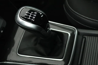 Volvo V40 Volvo V40 2.0 T2 Nordic+ | Stoelverwarming | Full LED |  Camera | Standkachel | Navigatie | Bluetooth | Climate control | Cruise control - afbeelding nr 14