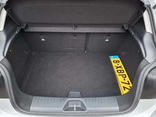 Mercedes-Benz A-Klasse Mercedes A-klasse 180 / LAGE KM STAND / NWE APK - afbeelding nr 15