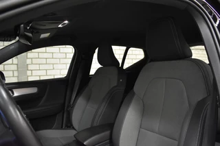 Volvo XC40 Volvo XC40 T2 129pk Aut. Momentum | Park Assist | Trekhaak | Navigation - afbeelding nr 3