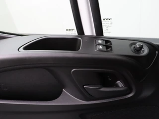 Iveco Daily | Airco | 3-Persoons | 750Kg Laadklep - afbeelding nr 9