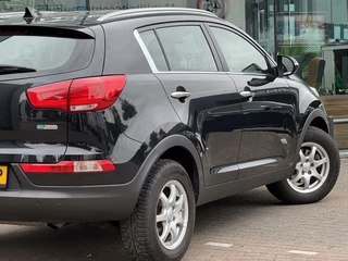 Kia Sportage Kia Sportage 1.6 GDI DynamicLine 2015 Nette auto Navi Clima - afbeelding nr 9