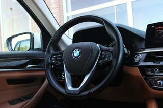 BMW 5 Serie ➡️ BMW 5-serie Touring 520i G31 Corporate Lease Executive | Luxury-Line | Camera | LED | Trekhaak | 2e eigenaar | 18 inch | 184 pk | Leer | Stoelverwarming | Cruise-control | - afbeelding nr 19