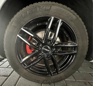 Volkswagen Golf Volkswagen Golf 1.2 TSI / Uitlaatklep / Adaptive Cruise / Stoelverwarming / Spoiler Pakket - afbeelding nr 23