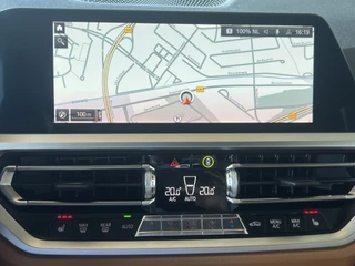 BMW 3 Serie BMW 3 Serie Touring 320d Automaat 190 pk High Executive Edition Navi Adaptieve Cruise Control Life Cockpit Prof Sportstoelen Leer Stoelverwarming DAB Led Koplampen  Extra Getint Glas Parkeersensoren NL Auto BTW - afbeelding nr 16