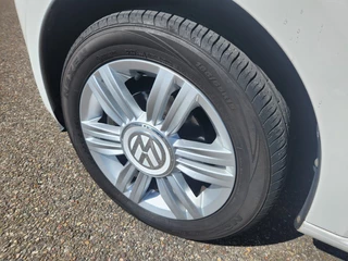 Volkswagen up! Volkswagen up! Up 1.0 TSI 90pk! HIGH Clima, Cruise, PDC, 15 inch lichtmetaal - afbeelding nr 11