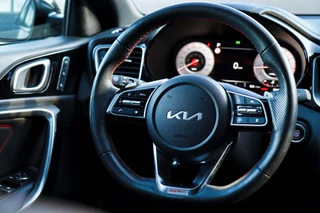 Kia Ceed Kia Ceed 1.6 T-GDi GT /KEYLESS/MEMORY/VIRTUAL/STOEL+STUURVERW./CARPLAY/JBL/CAMERA! - afbeelding nr 12