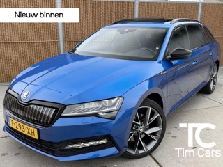 Škoda Superb Combi 1.4 TSI iV Sportline Automaat | Panoramadak | Stoelverwarming voor | Stuurwielverwarming | Half leer alcantara | Cruise control | Trekhaak uitklapbaar | Matrix LED | Achteruitrijcamera