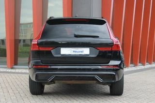 Volvo XC60 Volvo XC60 T6 Recharge AWD Ultimate Dark | Long Range | Panoramadak | Parkeercamera | Stoelverwarming | Pilot Assist | Glossy Black | Keyless - afbeelding nr 4