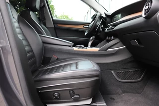 Alfa Romeo Stelvio - afbeelding nr 14