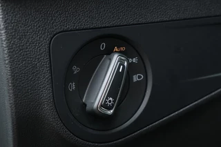 Volkswagen Tiguan Volkswagen Tiguan 1.5 TSI / 2x R-Line / Black Style / Virtual Cockpit / Camera / Matrix LED / Trekhaak / 19