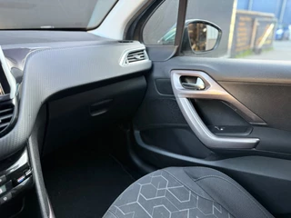 Peugeot 2008 Peugeot 2008 1.2 PureTech Active - afbeelding nr 50