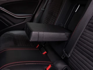 Mercedes-Benz GLA Mercedes-Benz GLA 180 122pk Automaat Business Solution AMG | Origineel NL | Navi | Clima | Cruise | Keyless Entry | Pdc V+A+Assist+Camera | Licht+Regensensor | Stoelverwarming | 18''lm - afbeelding nr 31