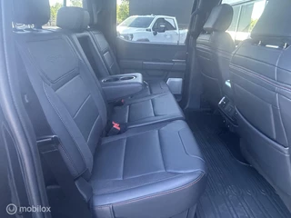 Ford Raptor Ford F150 Raptor  37