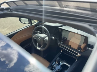 Lexus RX Lexus RX 450h+ Plug-in Hybrid Executive Line Pano, Trekhaak, Head-Up Display, Leer  , All-in Rijklaarprijs - afbeelding nr 11