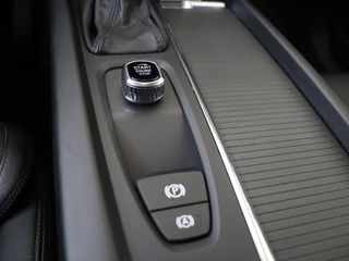 Volvo XC60 Volvo XC60 2.0 T5 Momentum | Stoelverwarming | Apple/Android Carplay | - afbeelding nr 20