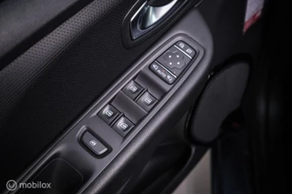 Renault Clio Renault Clio Estate 0.9 TCe Intens | Trekhaak | Alcantara | LED koplampen | NL auto NAP | Cruise | - afbeelding nr 33