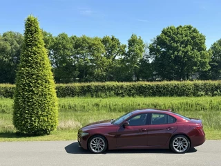 Alfa Romeo Giulia Alfa Romeo Giulia 2.0T 310pk, super netjes!! Veel opties!! - afbeelding nr 26