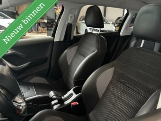 Peugeot 2008 Peugeot 2008 1.2 110 pk Allure | Pano | Clima | Cruise | CarPlay | Stoelverw. | PDC | 16