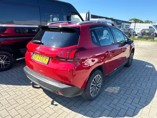 Peugeot 2008 Peugeot 2008 1.2 PT Blue Lion, Panorama Dak! Trekhaak! VERWACHT! - afbeelding nr 5