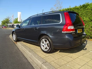 Volvo V70 - afbeelding nr 2