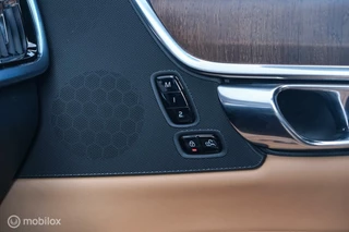 Volvo V90 Volvo V90 2.0 B4 Business Pro | Massage | Trekhaak | Stoelkoeling | Pine grey | NL auto NAP | Camera | Leder | LED | Rijklaar | - afbeelding nr 30