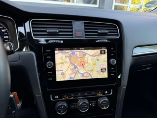 Volkswagen Golf Volkswagen Golf 1.5 TSI 150 Pk DSG Highline Virtual Navi Led - afbeelding nr 9