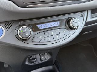 Toyota Yaris Toyota Yaris 1.5 Hybrid Lease Navi Keyless Led - afbeelding nr 17