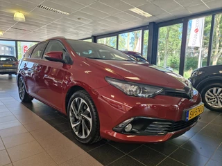 Toyota Auris Toyota Auris Touring Sports 1.2T Energy Plus | Trekhaak -1300 kg. | 2e eignr. - afbeelding nr 2