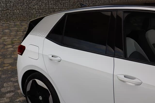 Volkswagen ID.3 Volkswagen ID.3 First Max 58 kWh | Geen import | Panoramadak | Massage - afbeelding nr 6