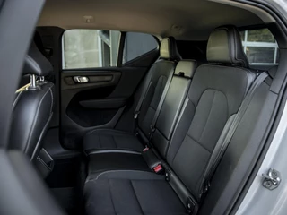 Volvo XC40 Volvo XC40 1.5 T3 Momentum Pro | Intellisafe ProLine & Surround | Audio Line | El. achterklep | Navi + Apple Carplay & Android Auto | Stoelverwarming | PDC V+A + Camera achter | Full LED | Draadloos opladen - afbeelding nr 5