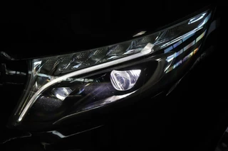 Mercedes-Benz Vito Mercedes-Benz Vito 114 CDI Lang NL-Auto!! Led Verlichting I Carplay I Camera - afbeelding nr 15