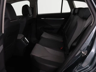 Škoda Enyaq iV Skoda Enyaq iV 60 | Trekhaak | Camera | Sfeerverlichting |  Carplay | Full LED | Navigatie | Cruise control | Bluetooth | Parkeerhulp | DAB - afbeelding nr 6