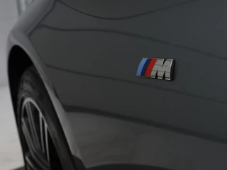 BMW 5 Serie BMW 5-serie 540d xDrive M Sport | Panoramadak | Head-Up |  Adaptive cruise | Carplay | Alcantara | Harman/Kardon | Stoelverwarming | Trekhaak | Sfeerverlichting - afbeelding nr 37