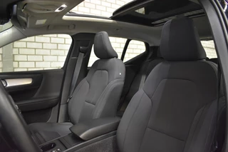 Volvo XC40 Volvo XC40 T2 129pk Aut. Business Pro | Schuifdak | Driver Assist | Park As - afbeelding nr 3