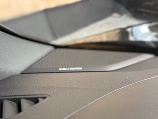 Audi RSQ3 Audi RS Q3 TFSI | Pano | Schaalstoelen | B&O | Keyless | Camera | Carbon | DAB - afbeelding nr 22