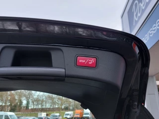 Mercedes-Benz GLA Mercedes-Benz GLA 180 122pk Automaat Business Solution AMG | Origineel NL | Navi | Clima | Cruise | Keyless Entry | Pdc V+A+Assist+Camera | Licht+Regensensor | Stoelverwarming | 18''lm - afbeelding nr 38