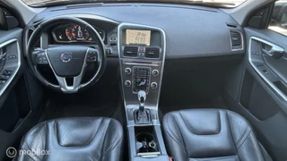 Volvo XC60 Volvo XC60 2.5T Summum 5-CILINDER/PANO/ACC/LEER - afbeelding nr 3