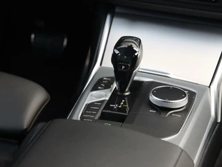 BMW 3 Serie BMW 3-serie 330e High Executive M-sport | Schuif/ kanteldak - afbeelding nr 41