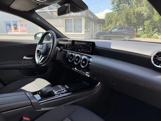 Mercedes-Benz CLA Mercedes-Benz CLA-klasse 180 Aut. Business Sol. | LED |  Navi | Camera | - afbeelding nr 11